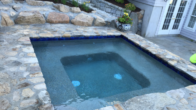 Built-in Spa in a Jamestown, RI Gunite Pool