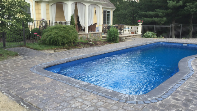 Smithfield, RI Unilock paver patio.